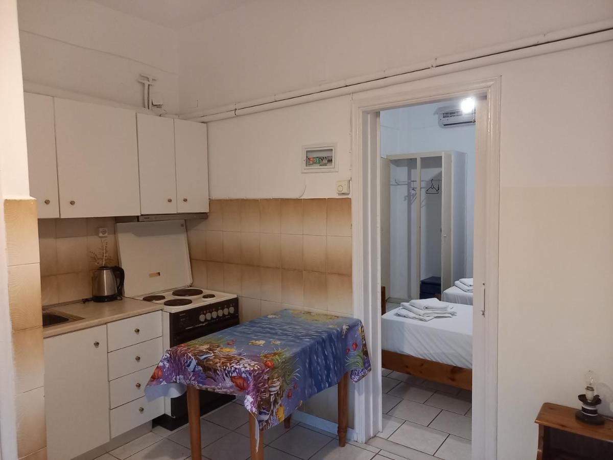 أيّا إفيميا Dionisis Apartments المظهر الخارجي الصورة