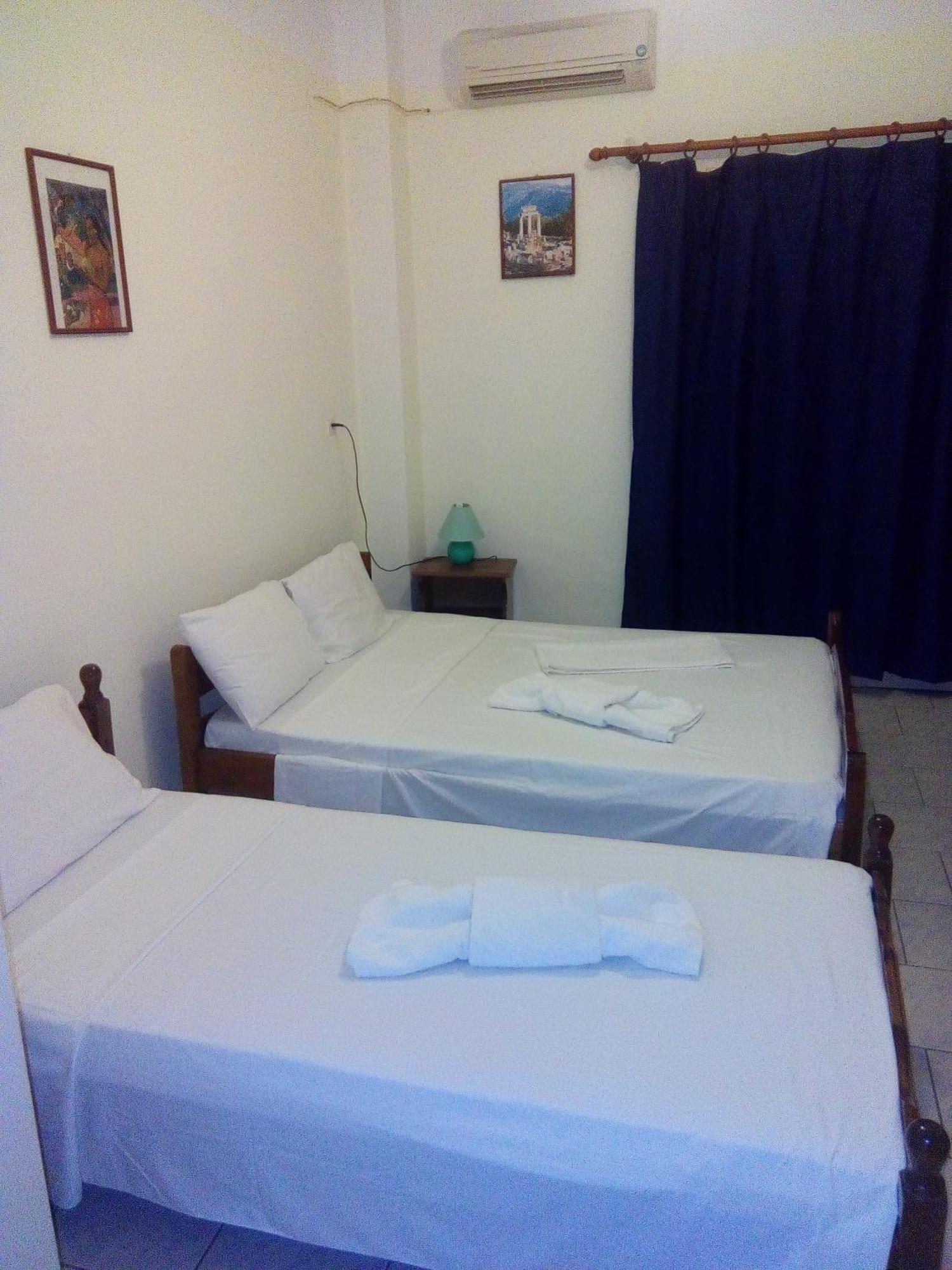 أيّا إفيميا Dionisis Apartments المظهر الخارجي الصورة